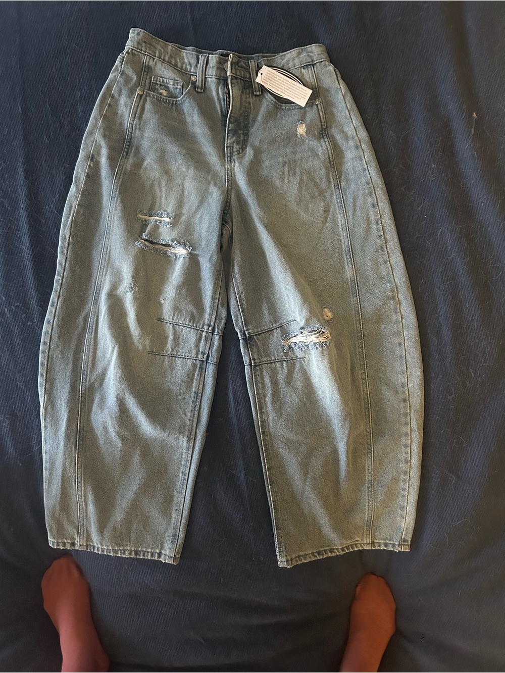 Women’s Jeans with Distressed Detail